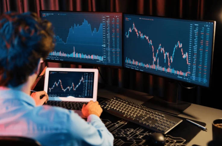 Futures and Options are two of the most widely-used derivatives. That's why traders should understand the differences between trading futures vs options. - Ultima Markets