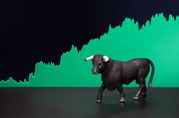 A bull market refers to a period where the prices of assets is at consistent uprise. - Ultima Markets