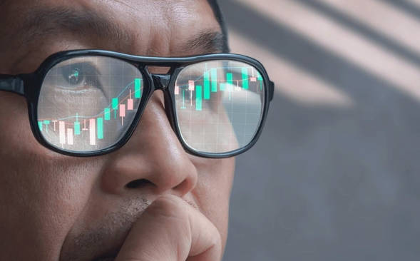 What is copy trading? Copy trading is an investing method that mirrors another trader’s positions in your own account. - Ultima Markets